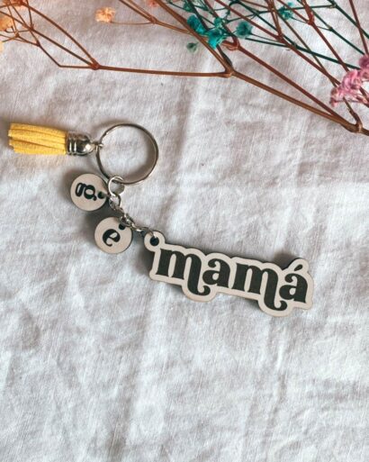 Llavero mamá/abuela de madera