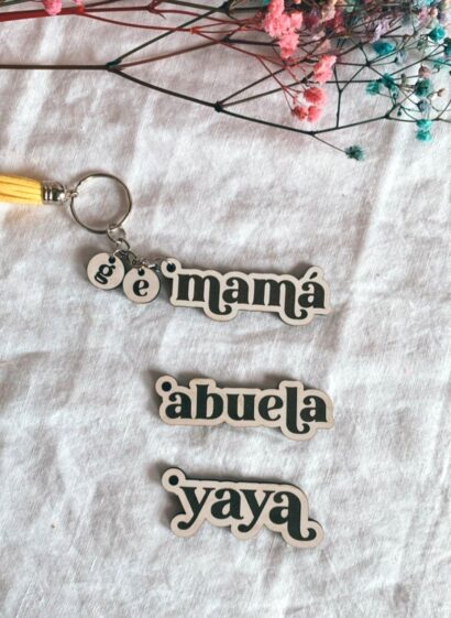 Llavero mamá/abuela de madera - Imagen 3