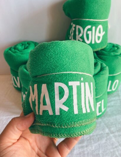 TOALLA PERSONALIZADA COLEGIO - Imagen 2
