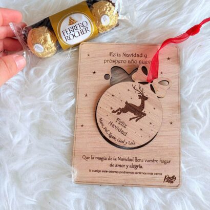 Pack Navidad Postal Adorno de Madera más Chocolates